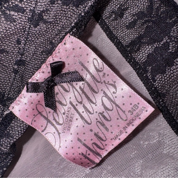 Victoria's Secret Black Pink Lace French Maid Lingerie Apron almost vintage 34B - Picture 4 of 14